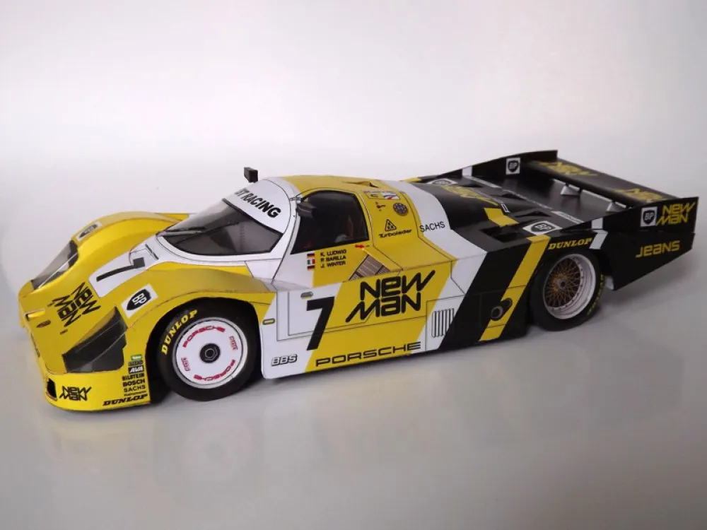 Papierový model Porsche 956 Joest LM1985